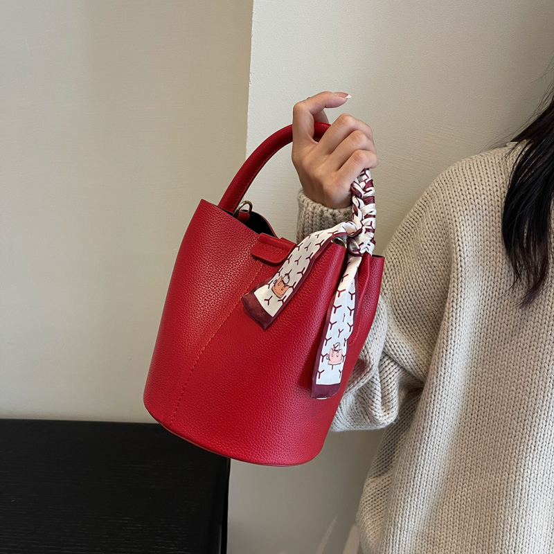 Rode PU-emmer schouder- en cro - Luxury Bags On Sales recensie en prijs